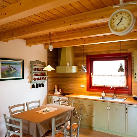 Hisa Rosa Holiday home *